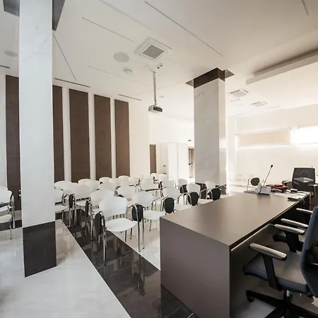 Grieco Business & 4*
